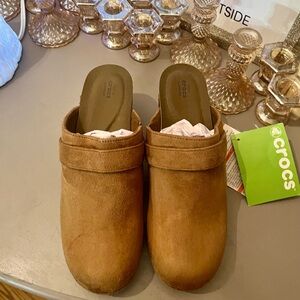 NWT CROCS Women's Brown Mules